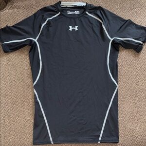 Under Armour Men's Medium Black Compression HeatGear T-Shirt
